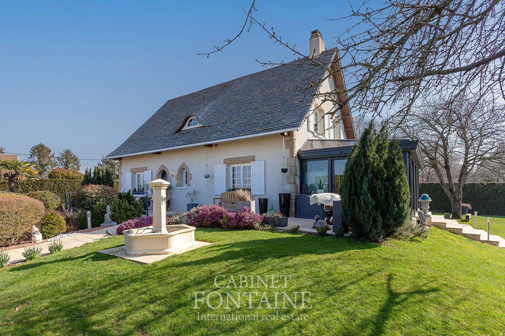 Maison  8 pièce(s) 160 m2