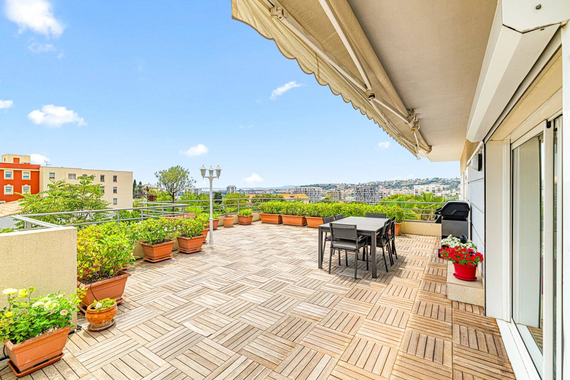 Appartement  - Duplex  - 4 pièces  - 98.83 m² -  725 000 € - À vendre 