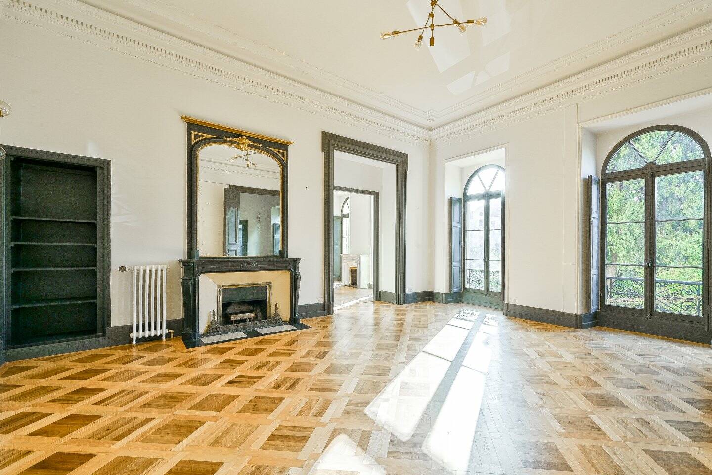NICE CIMIEZ - Superbe appartement atypique dans Palais bourgeois      