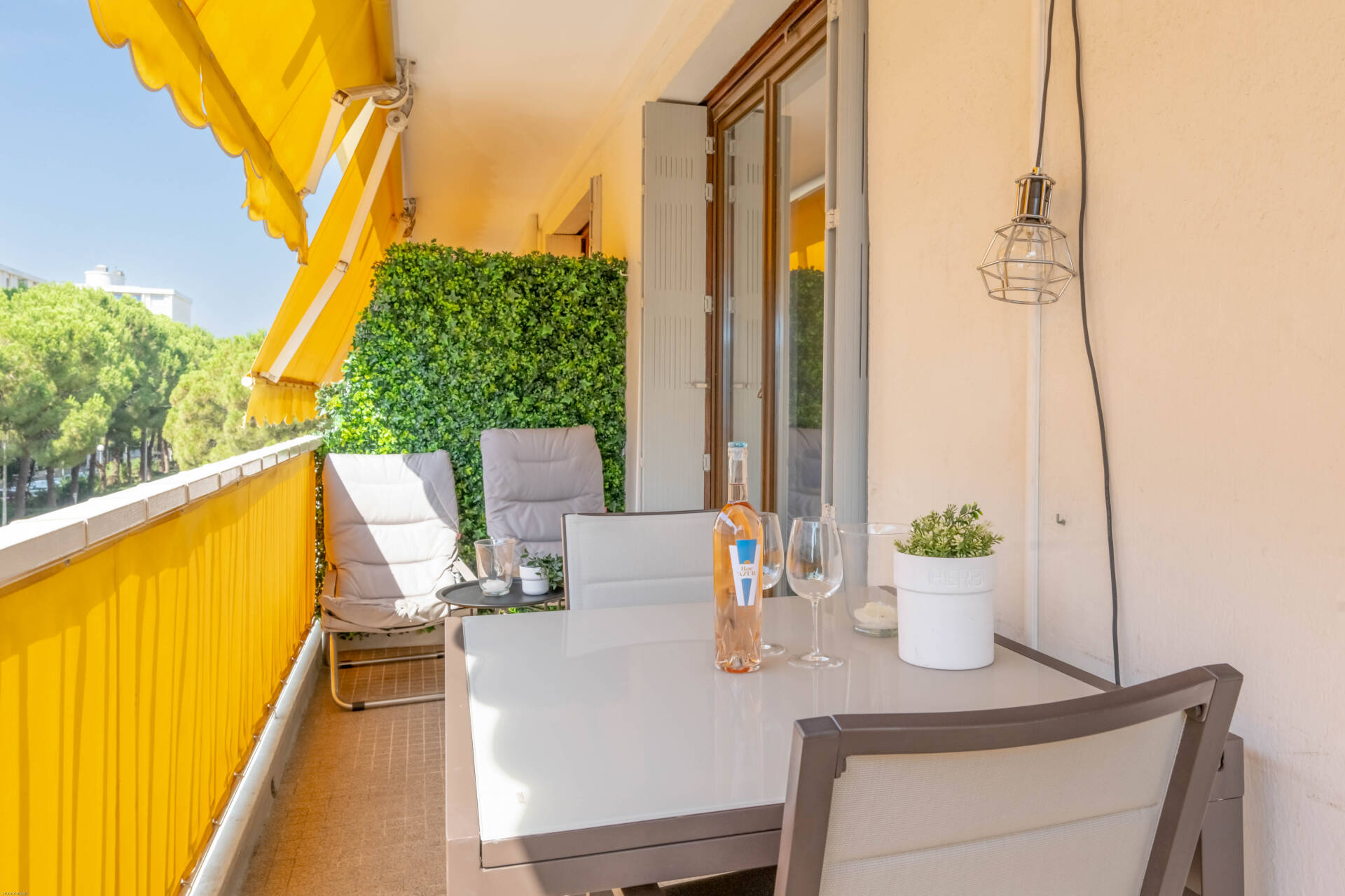 Appartement  - 3 pièces  - 61.53 m2 -  398 000 € - À vendre 