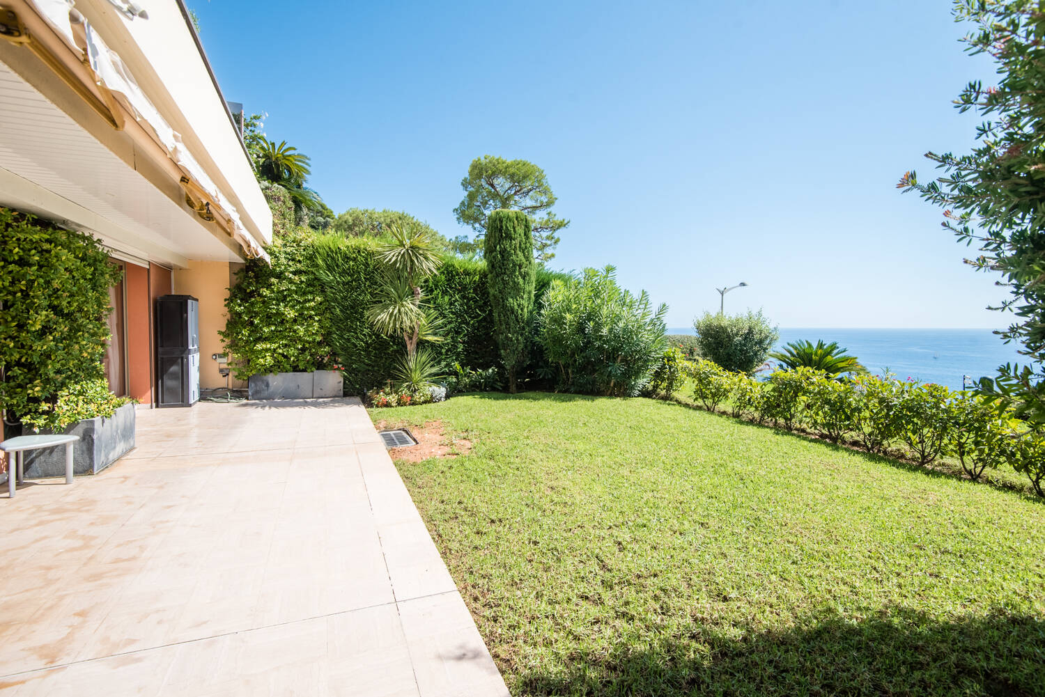 Appartement  - 3 pièces  - 105.13 m² -  1 260 000 € - À vendre 