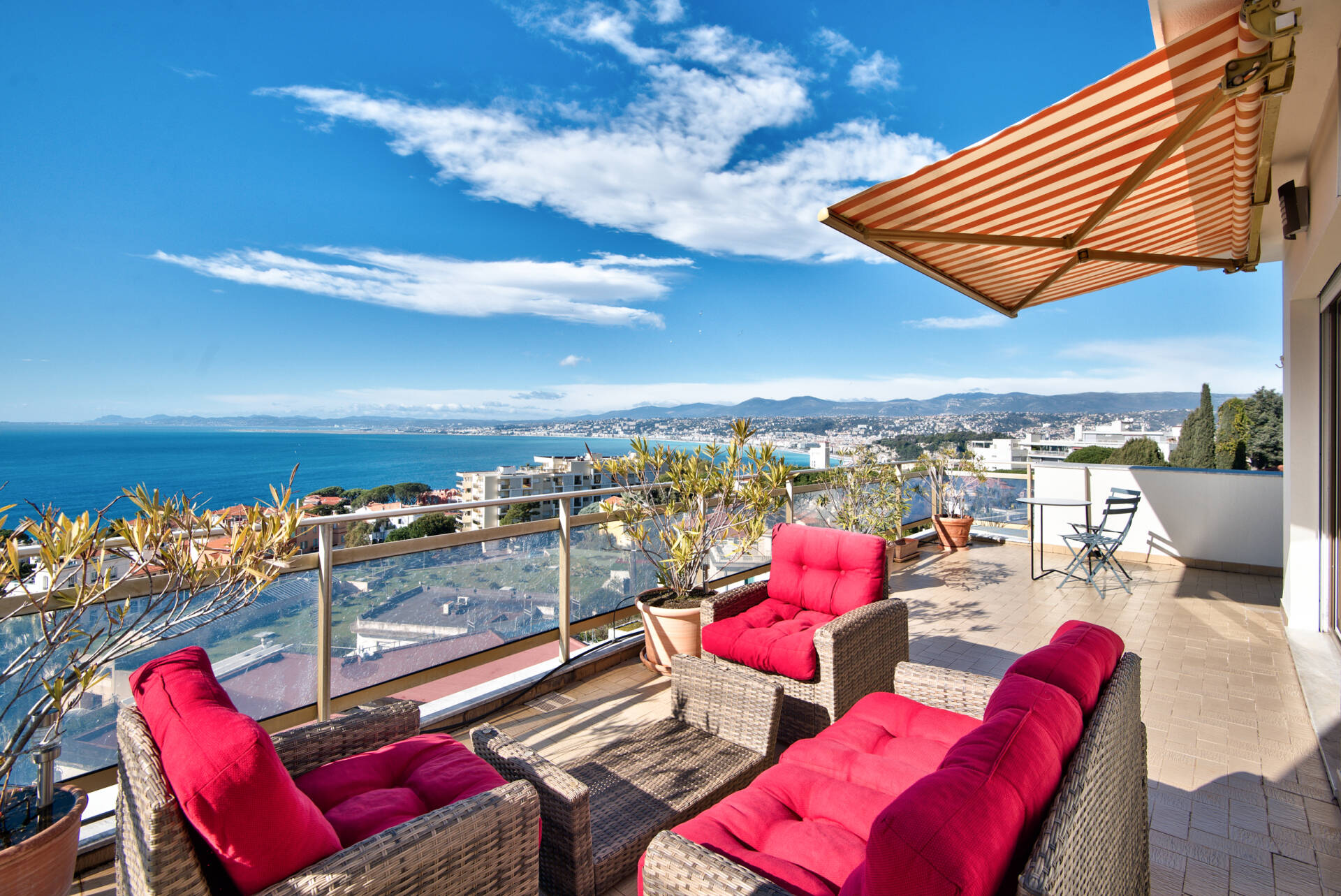 Appartement  - 4 pièces  - 86.12 m² -  1 400 000 € - À vendre