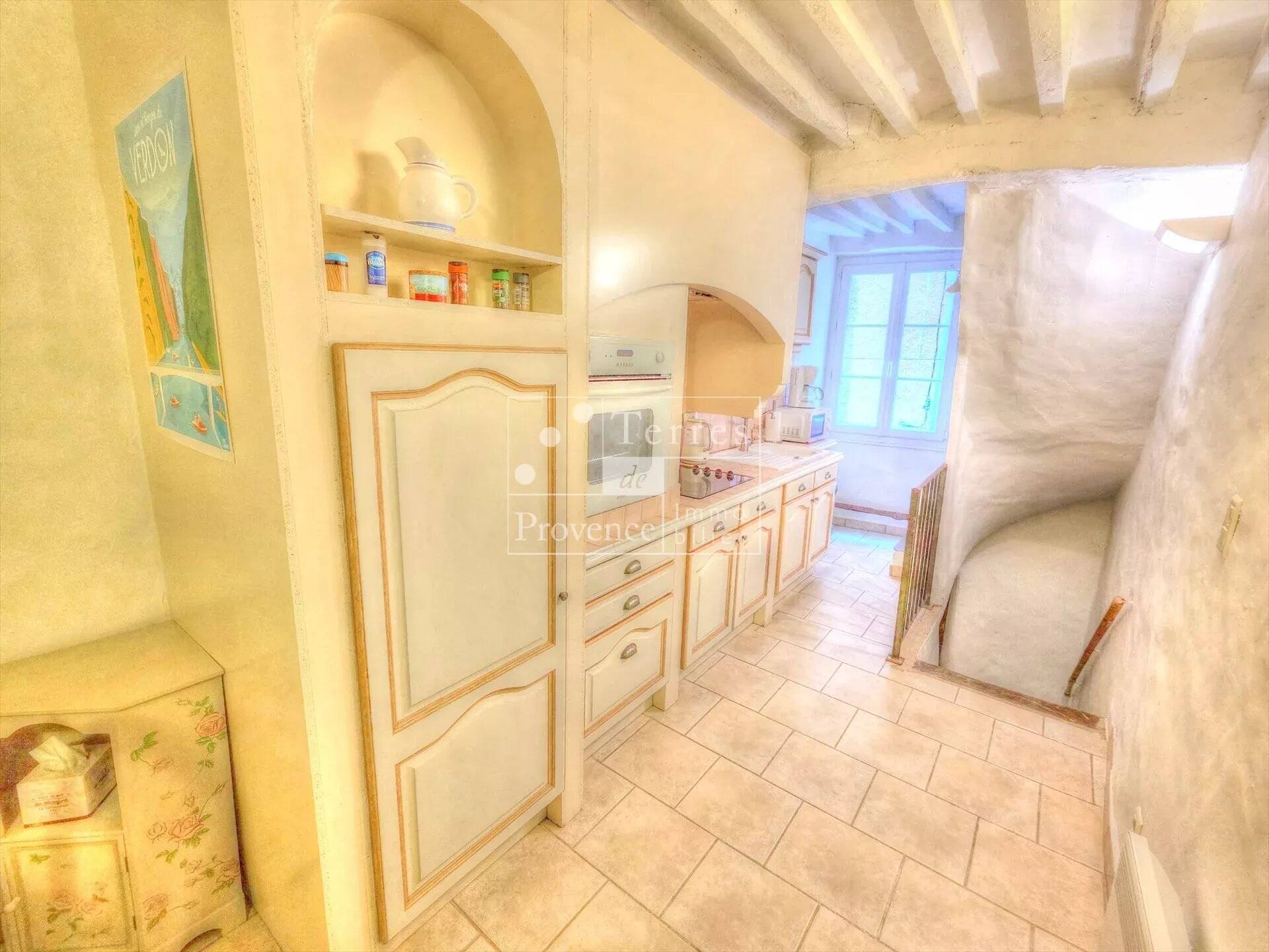 Charmante maison de village à Aups, 71 m², 2 chambres