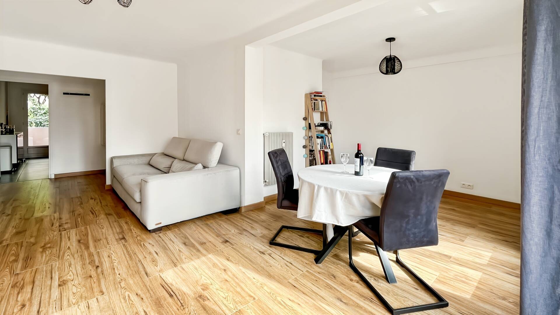 Appartement  - 3 pièces  - 65.35 m² -  265 000 € - À vendre 