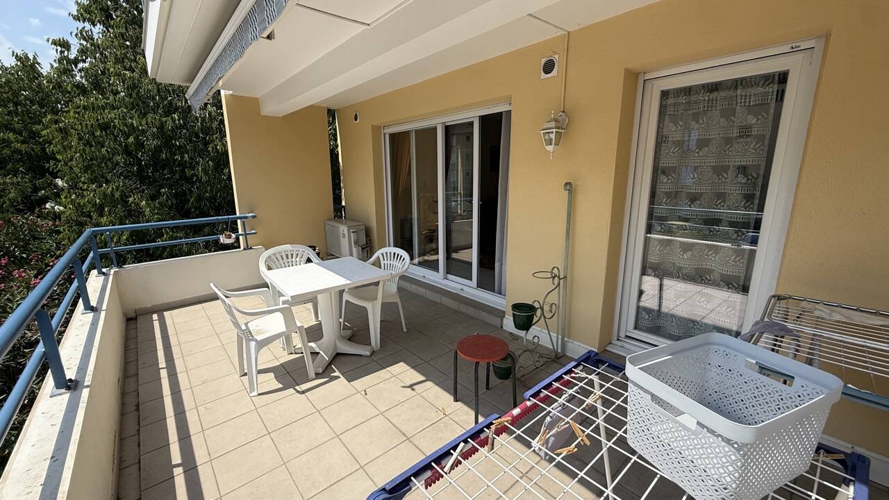 Viager occupé Fréjus 3P terrasse garage – Dame 90 ans | Azur Viager