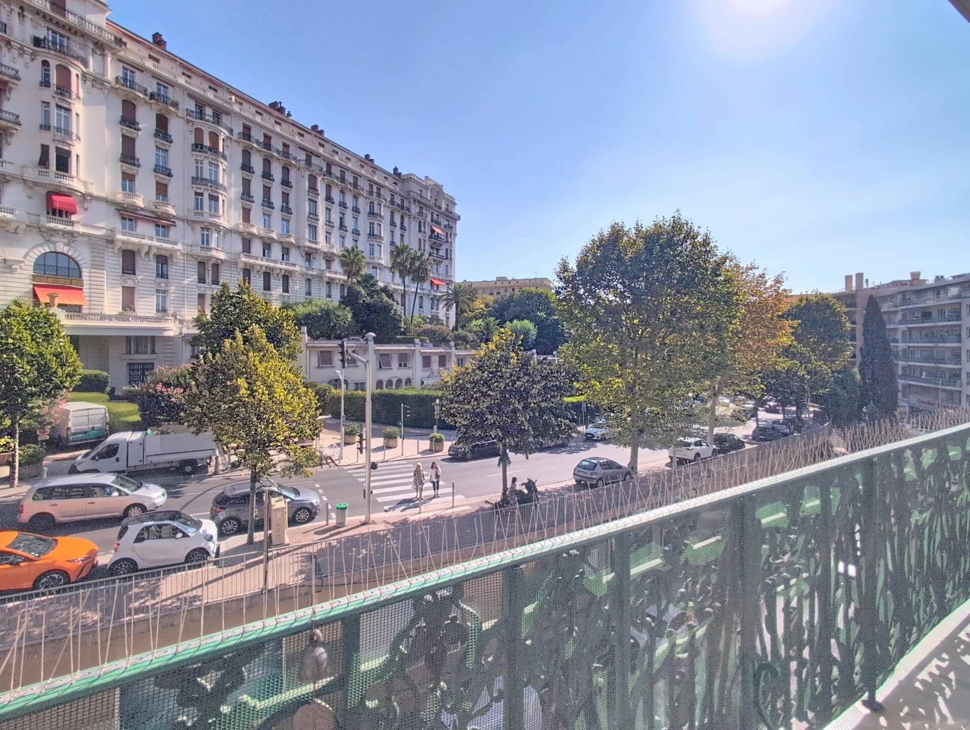 Appartement  - 4 pièces  - 134.0 m2 -  725 000 € - À vendre 