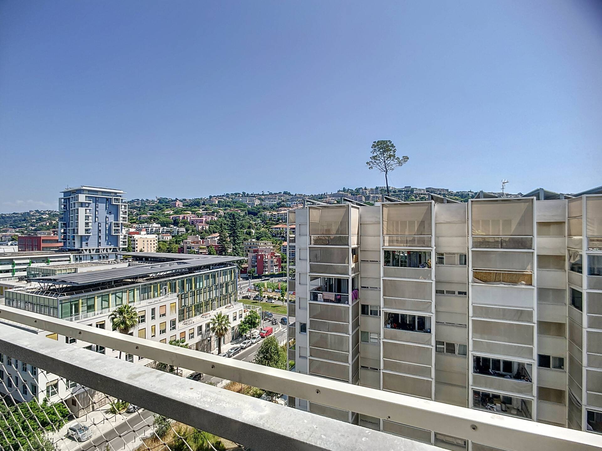 Appartement  - 3 pièces  - 65.24 m2 -  275 000 € - À vendre