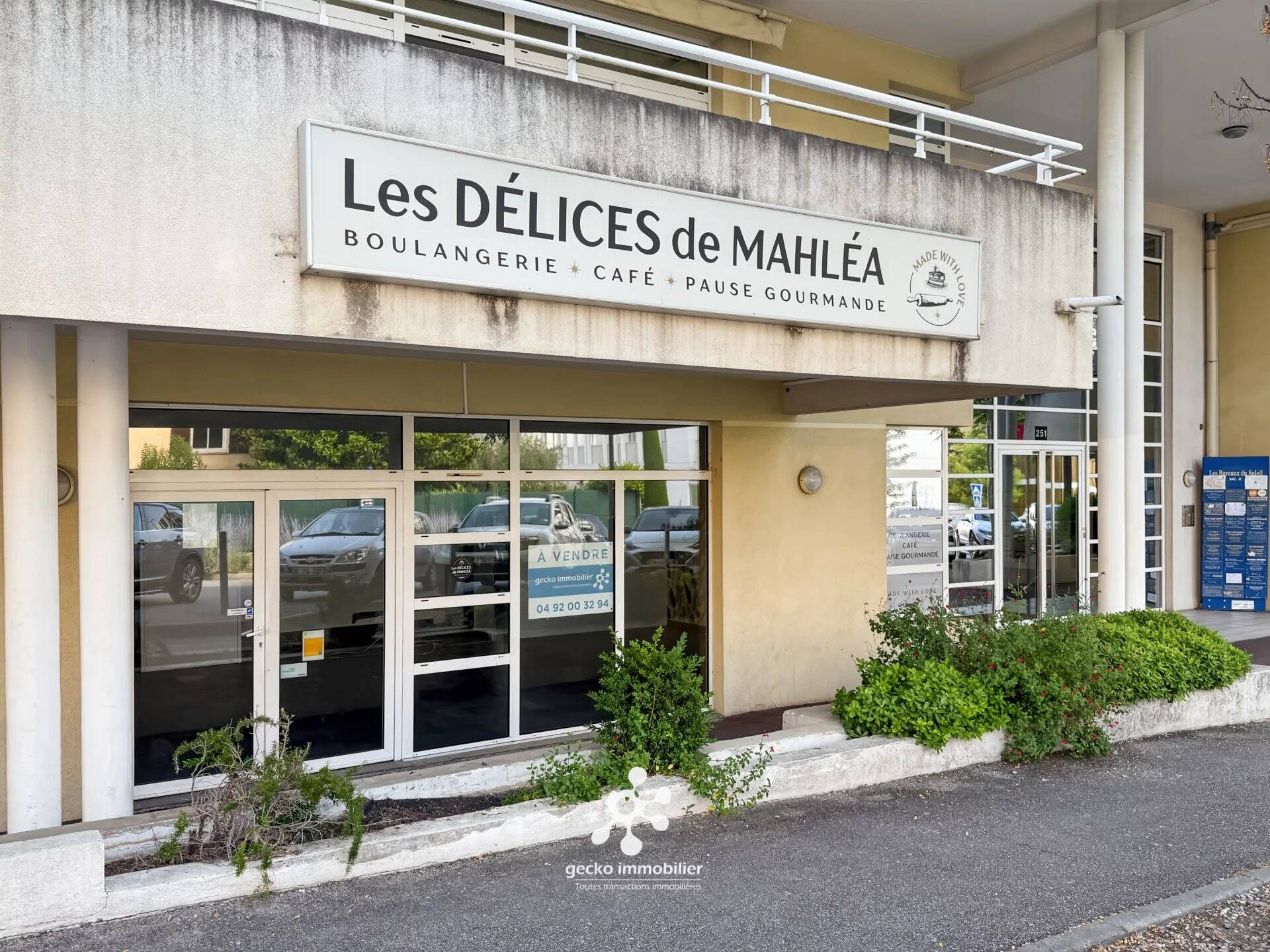 A VENDRE LOCAL COMMERCIAL  MOUANS SARTOUX