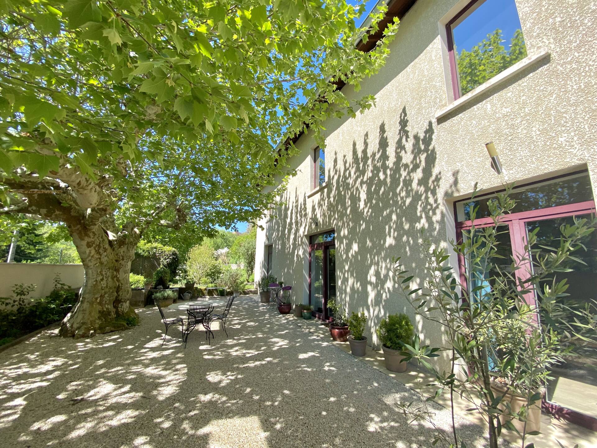 Propriété 5 pièces