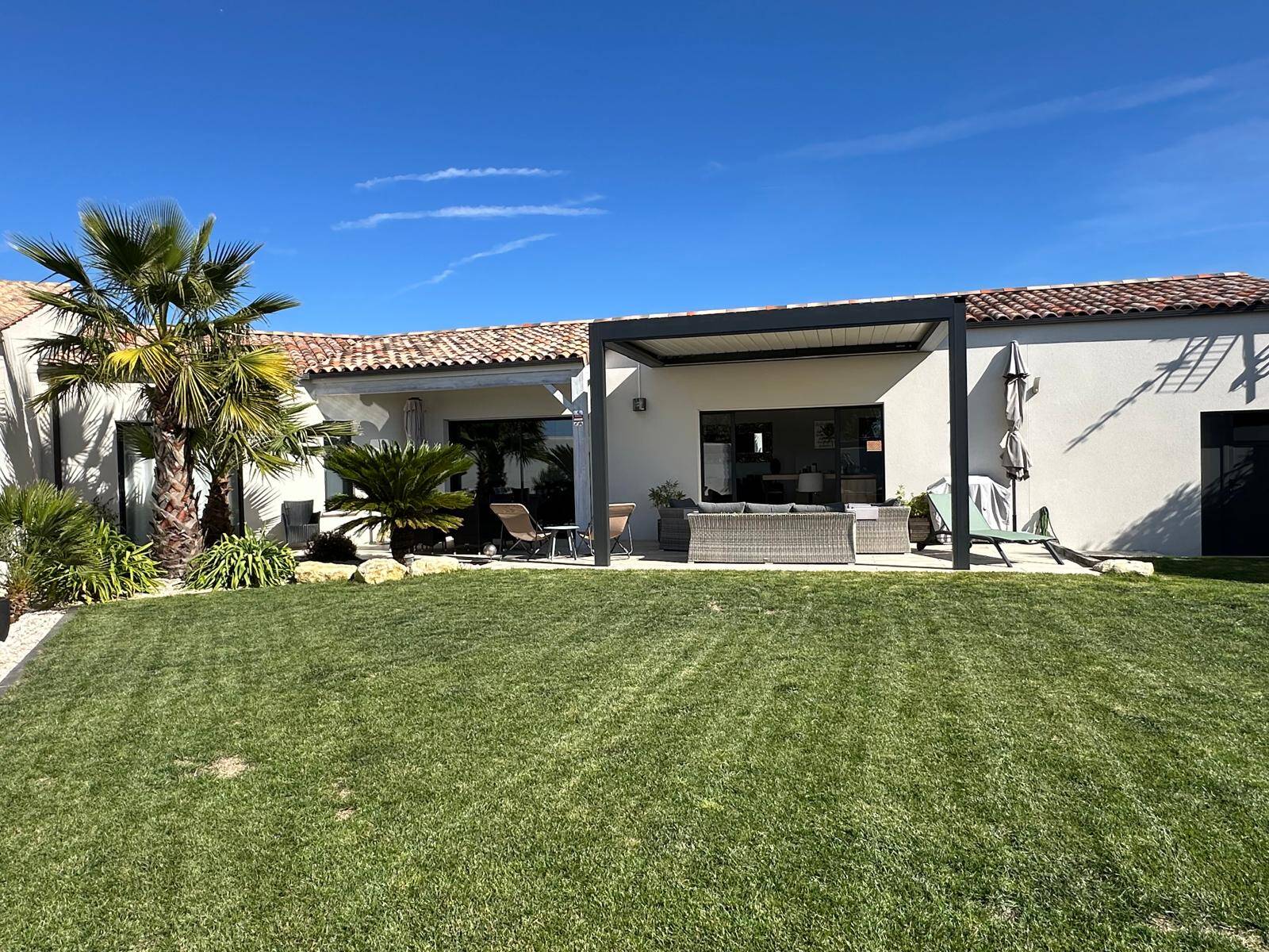 MAISON EN VENTE A TERME OCCUPÉE SUR 7 ANS TOUT PROCHE DE LA ROCHELLE