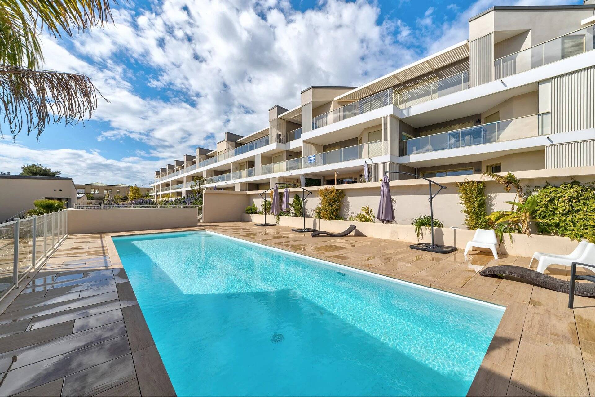 Appartement  - 3 pièces  - 82.0 m2 -  630 000 € - À vendre 