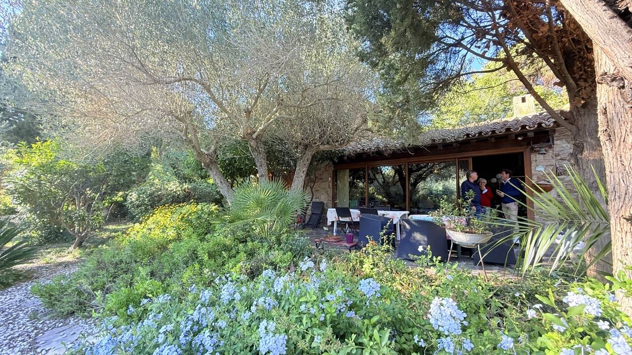 Villa La croix Valmer Plage de Gigaro Var 83420 Viager Occupé dame de 92 ans