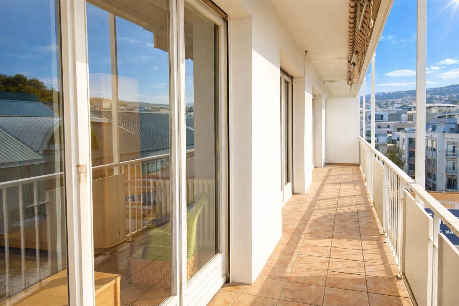 Appartement T4 avec garage - Dernier étage