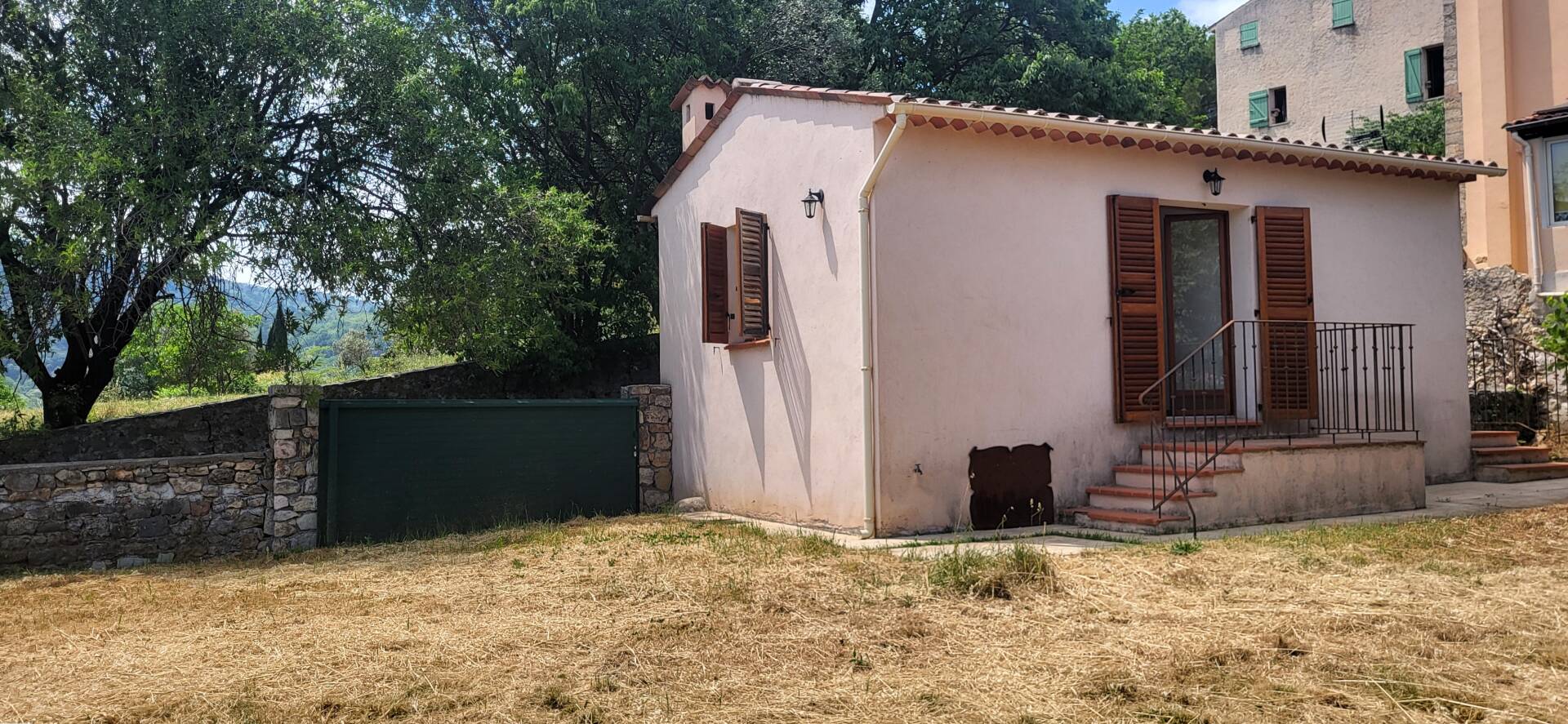Location maisonnette de 38m² avec jardinet de 250m²
