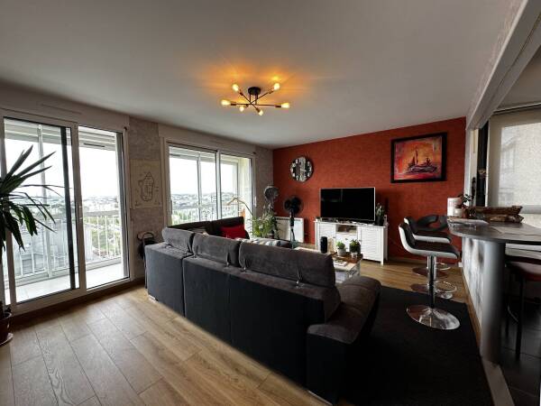 VENTE À TERME OCCUPÉ À BREST