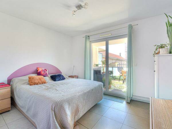 Appartement  - Appartement  - 4 pièces  - 76.0 m2 -  495 000 € - À vendre 