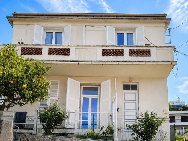 Appartement  - 4 pièces  - 101.0 m² -  695 000 € - À vendre 