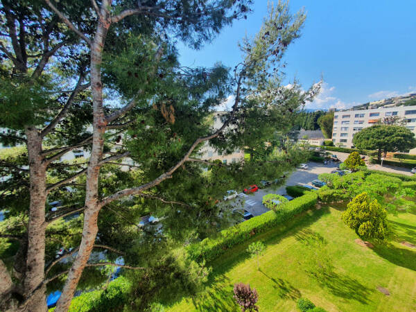 Appartement  - 3 pièces  - 66.32 m2 -  299 000 € - À vendre 