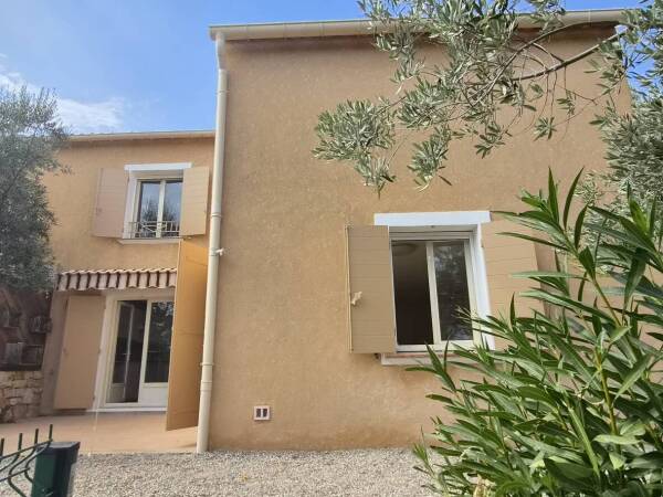 Location villa T4 Bargemon avec Garage et Jardinet