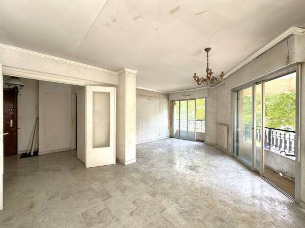 Appartement 3 pièces 71 m² · à Menton · 71 m² · 238 280 €