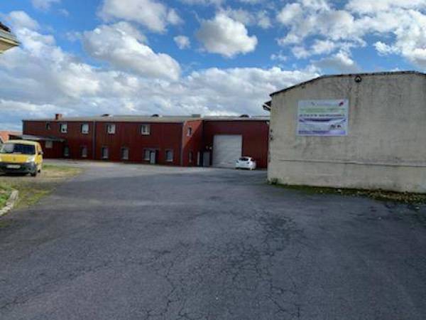 Local commercial à Crèvecoeur-le-Grand (60360)