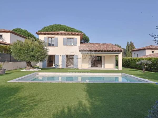 Maison à Plan de la Tour