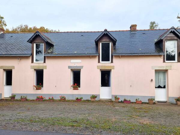 Ensemble de terrains avec maison vendus en viager à SAINT-MOLF