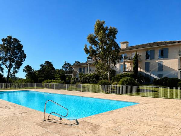 Appartement Roquebrune sur argens - Var