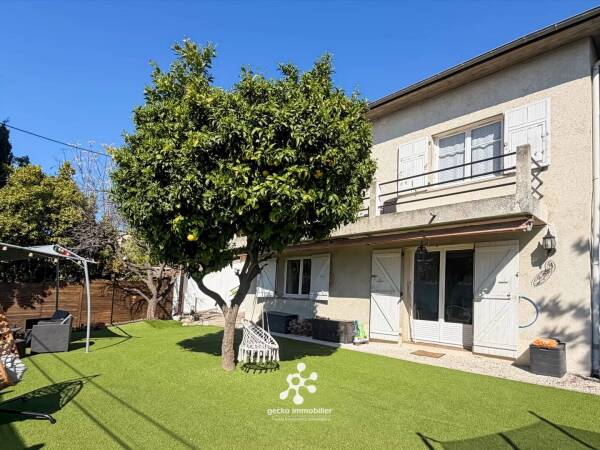 Nice - Sainte Marguerite / Saint Isidore - Maison 3/4P avec jardin - cave - parking