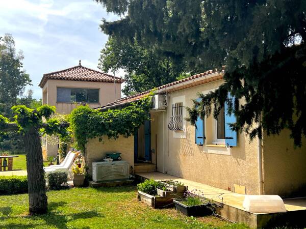 En exclusivité- Viager occupé - Maison 160m² au calme sur un terrain de 2362m² à 30' de la mer