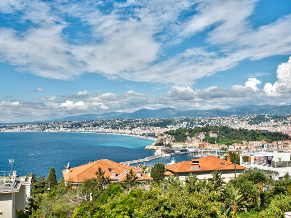 Maison  - 6 pièces  - 221.97 m2 -  2 980 000 € - À vendre