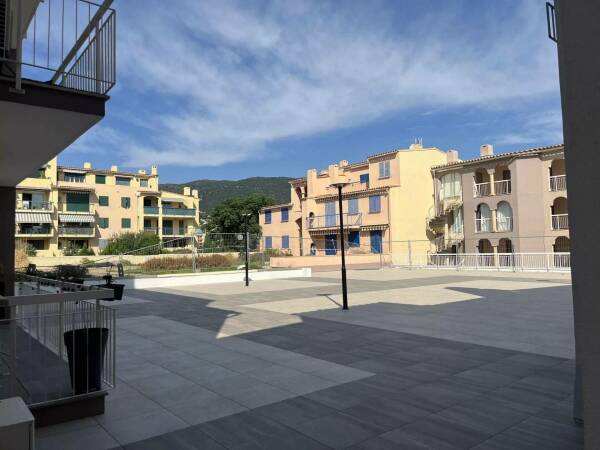TRES BEAU T3 CAVALAIRE