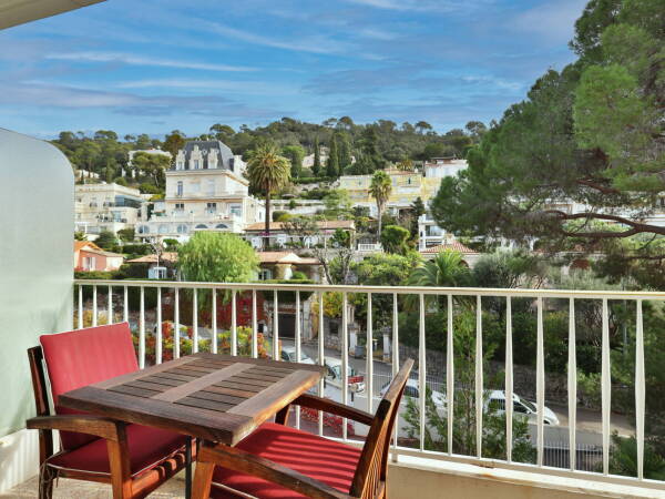 Appartement  - 2 pièces  - 40.75 m2 -  390 000 € - À vendre 