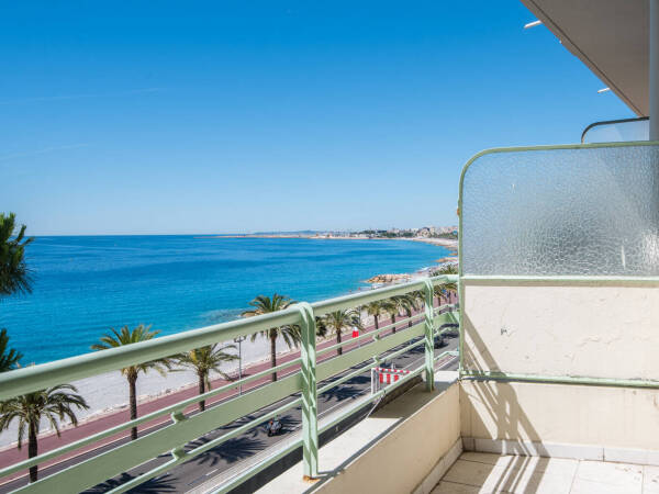 Appartement  - 4 pièces  - 122.0 m² -  990 000 € - À vendre 