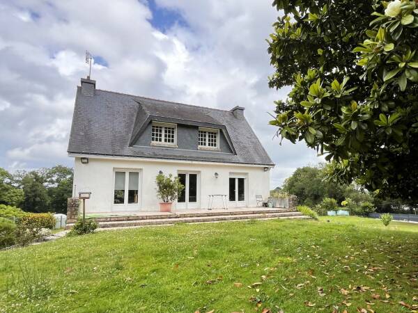 Maison viager occupé à LANVENEGEN dans le Morbihan