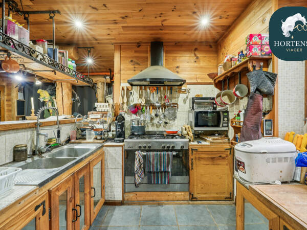 VENTE À TERME OCCUPÉE À ÉCOLE