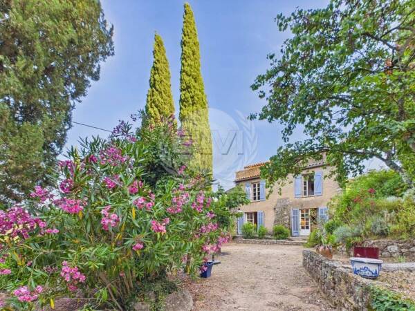 Maison à le Plan de la Tour