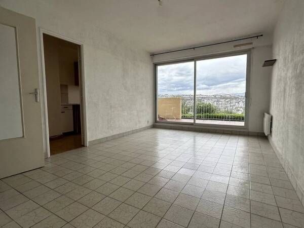 Appartement F1 Saint Laurent du Var