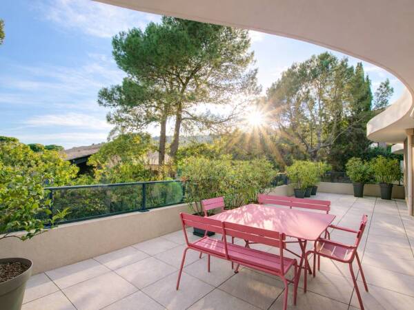 Appartement  - 3 pièces  - 90.0 m² -  1 050 000 € - À vendre 