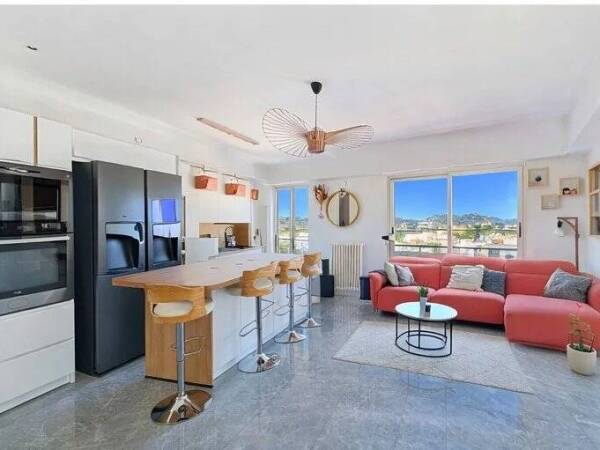 Appartement  - 3 pièces  - 79.35 m² -  649 000 € - À vendre 