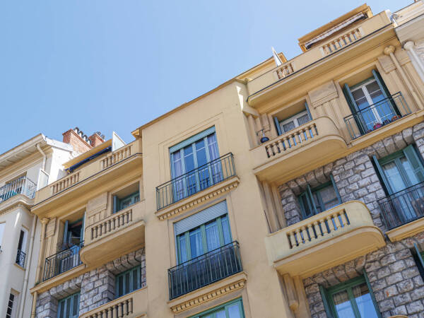 Appartement  - 2 pièces  - 30.84 m² -  256 000 € - À vendre 