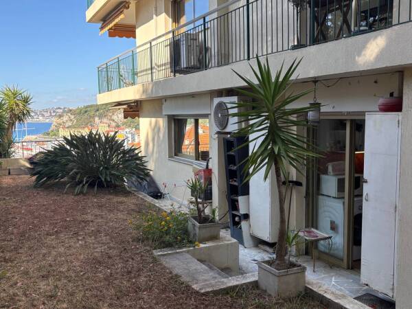 NUE PROPRIÉTÉ À NICE