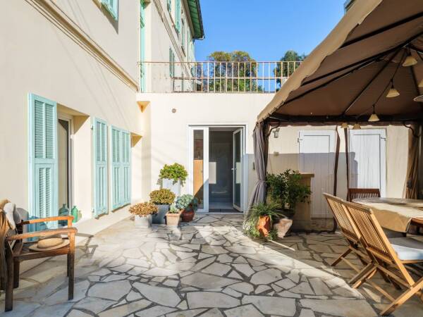Appartement  - Duplex  - 5 pièces  - 113.0 m² -  649 000 € - À vendre 