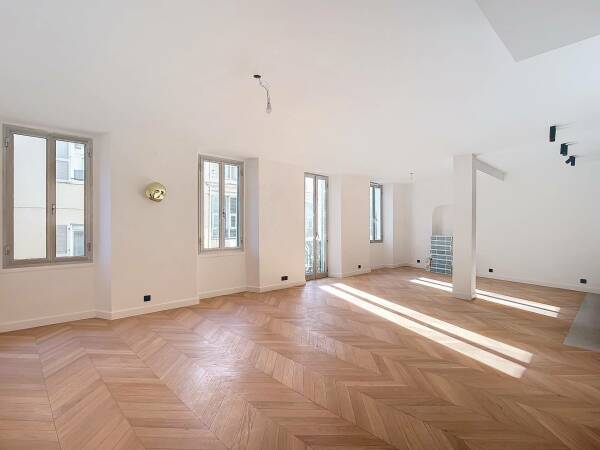 Appartement  - 4 pièces  - 109.12 m2 -  659 000 € - À vendre
