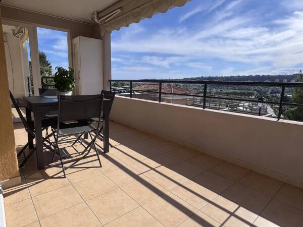 Appartement  - 3 pièces  - 73.0 m² -  479 000 € - À vendre 