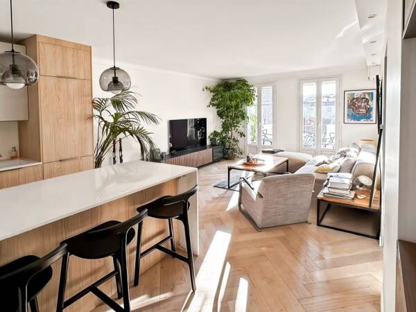 Appartement  - 3 pièces  - 56.12 m² -  640 000 € - À vendre 