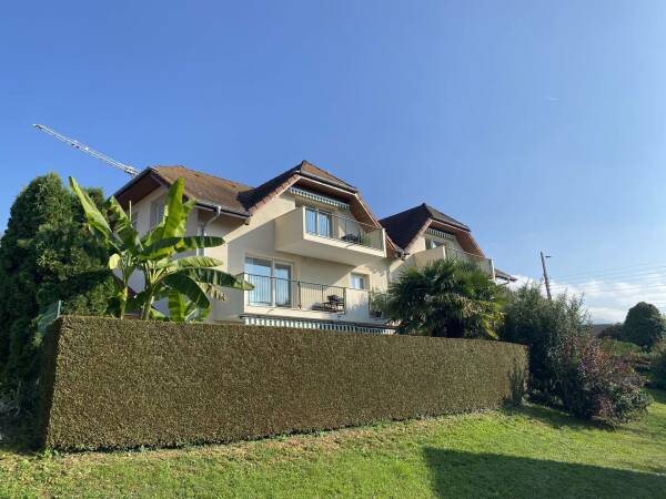 bel appartement vue dégagée Aix-les-Bains