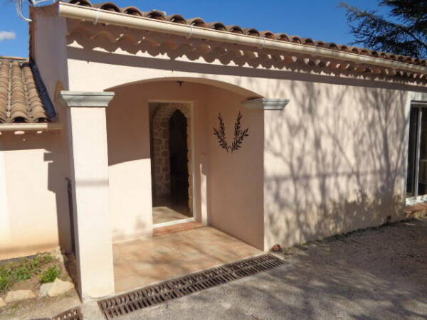 Appartement à Figanières (83830)