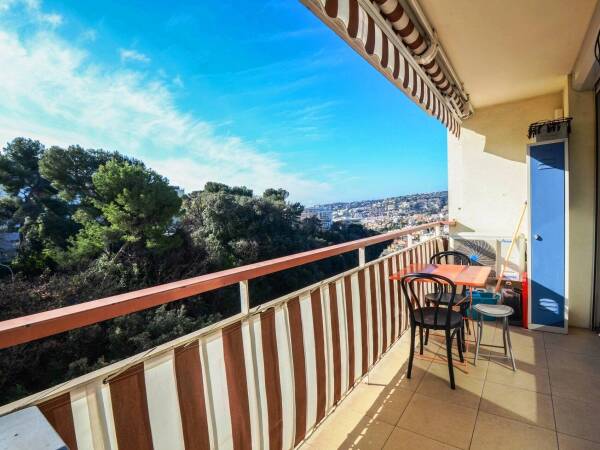 NICE CIMIEZ - Bel appartement 5 pièces avec terrasse expo sud