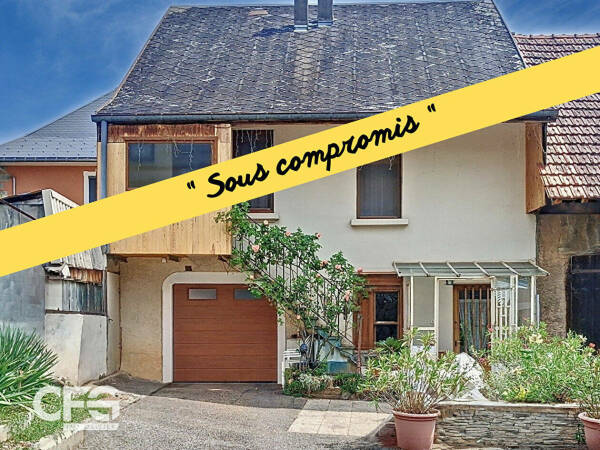 Maison de Village atypique à Repenser